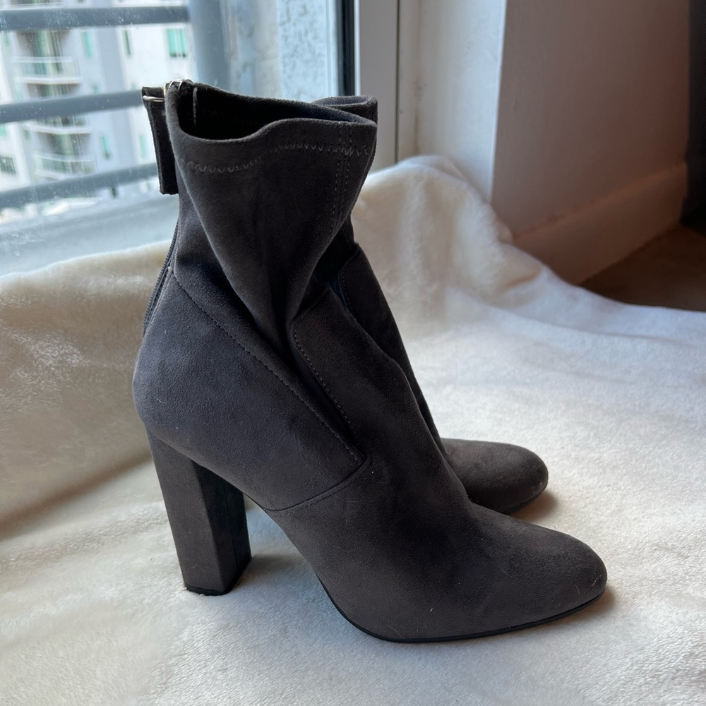 Steve Madden Booties - Gray Suede